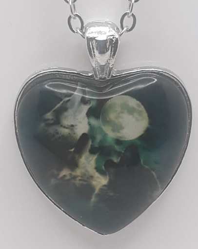 Picture of 3 Wolf Howling with Moon - Heart Pendant Necklace